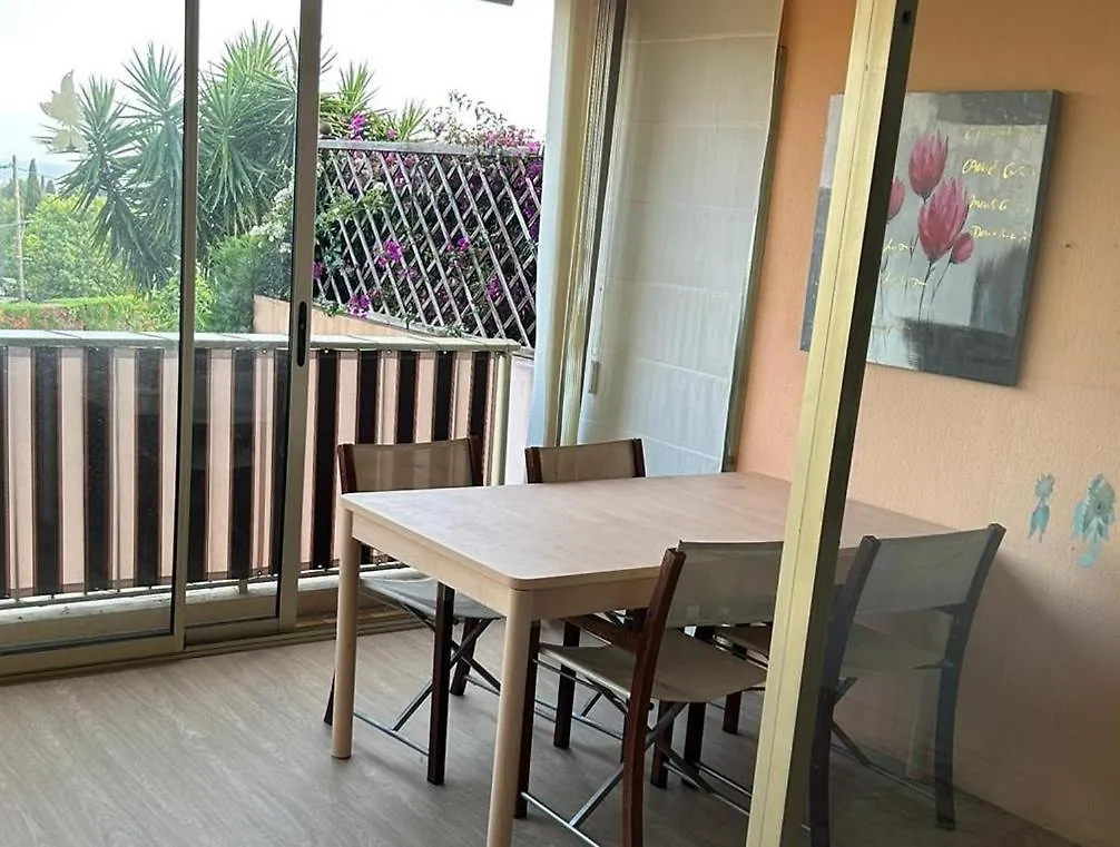 Apartment Escale Au Val De La Mer Antibes France